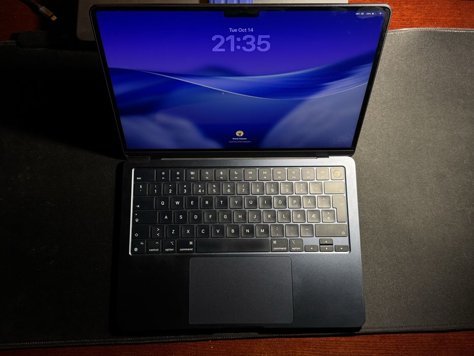 MacBook Air M2 512gb (70 cicluri incarcare)