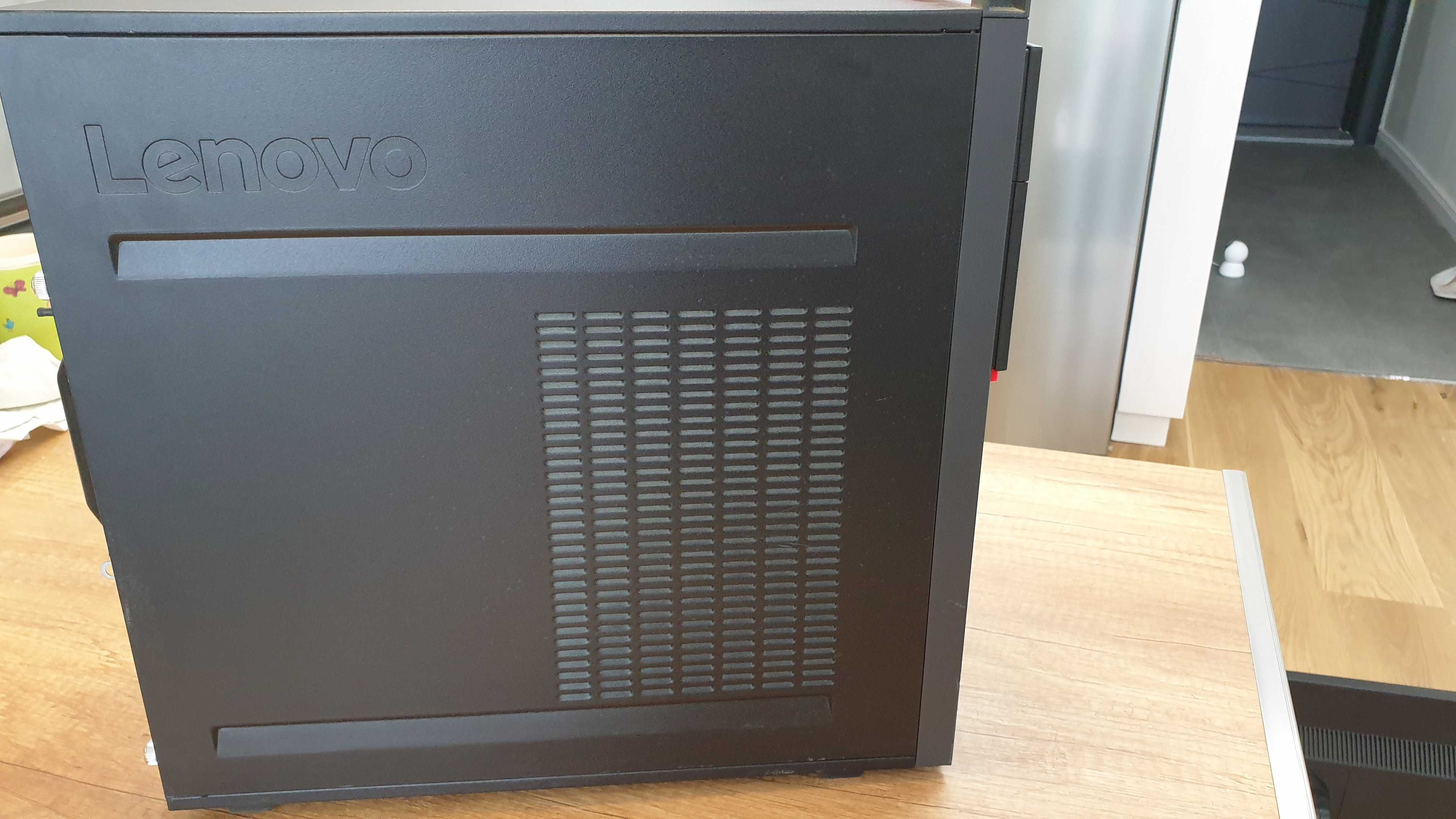 Настолен Компютър Lenovo ThinkCentre М700 | 250GB SSD | Бонус- Windows