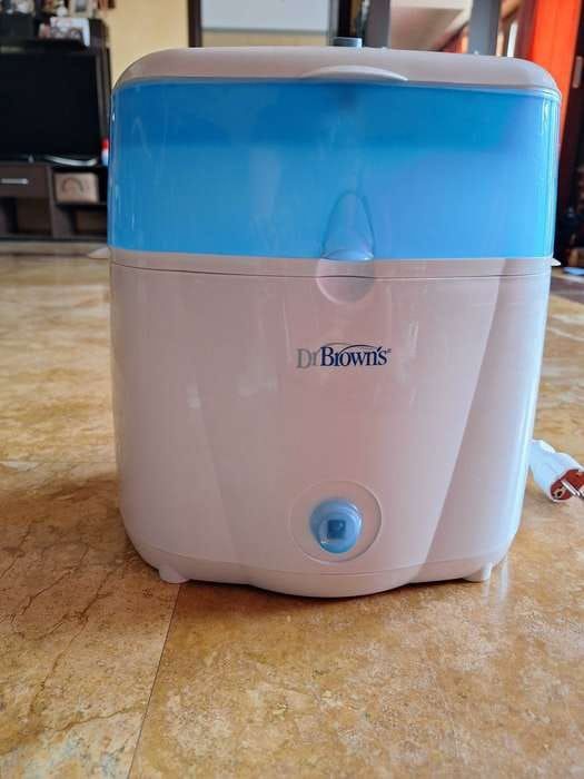 Vând sterilizator biberoane Dr Browns