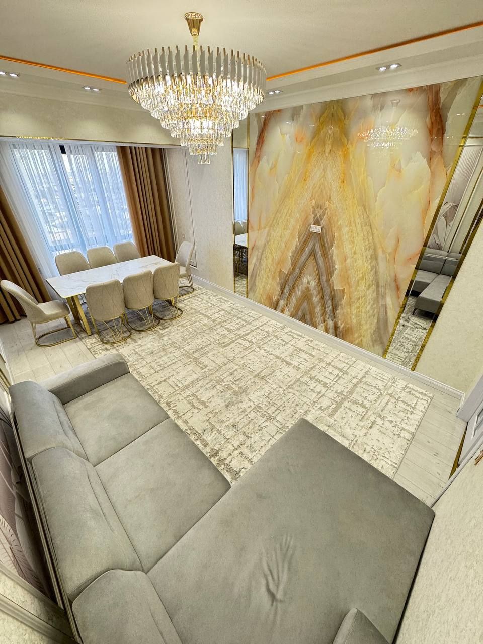 Квартира Sebzar Nurafshon ko'chasi 5/8/11 135кв.м.