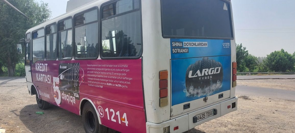 Isuzu np37 2013 avtobus