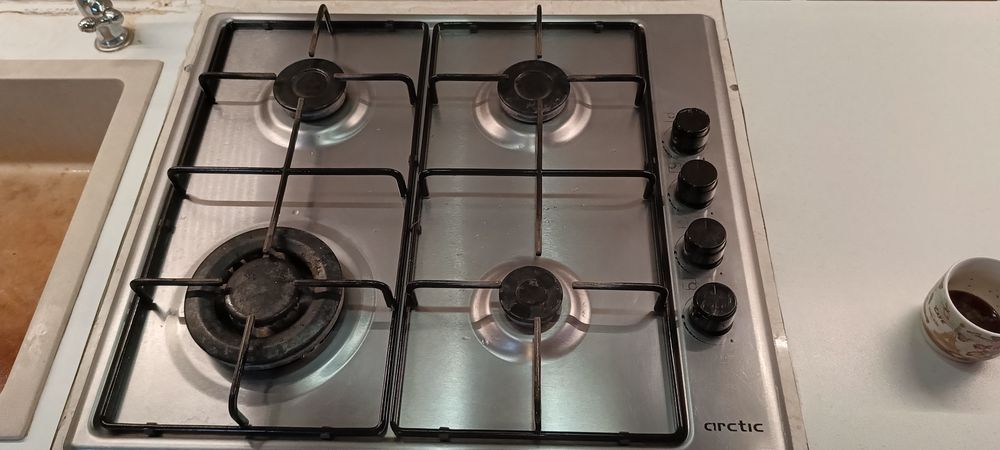 Plita ARCTIC pe gaz și electrica