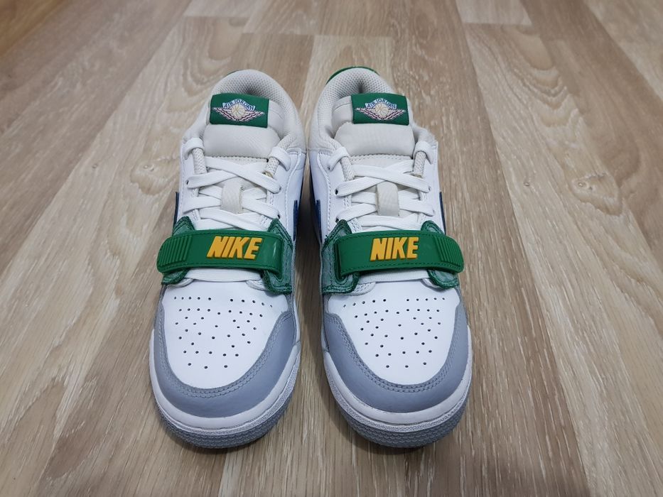 Adidasi Air Jordan mărimea 37,5 nike boost