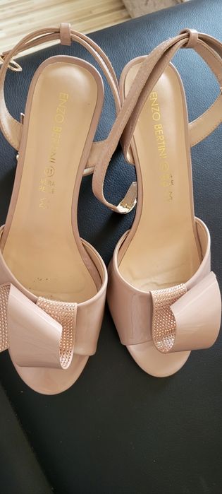 Pantofi benvenuti