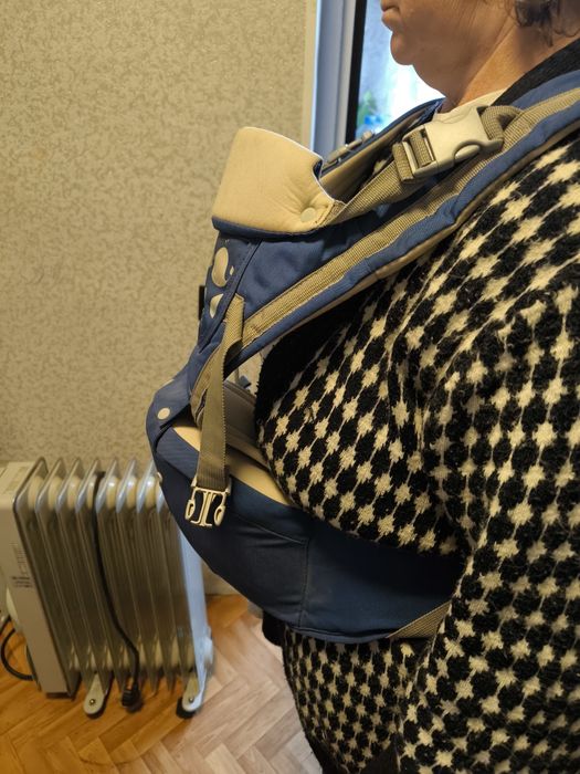 Продам кенгуру  в отличном состоянии