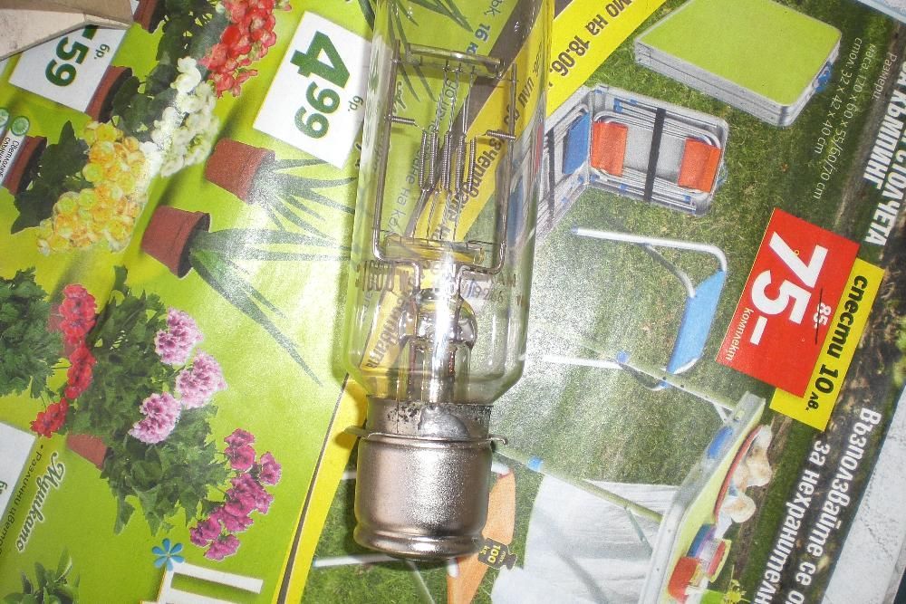 Прожекционона лампа TUNGSRAM 120V 1000W Sockel P28s