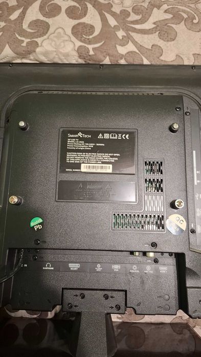 телевизор смарт тех 28"