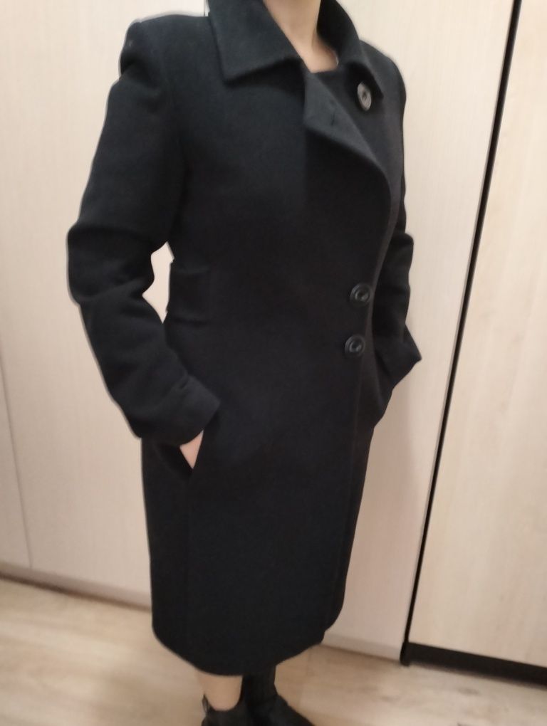 Продам димисезонное пальто, турецкой фирмы Kent