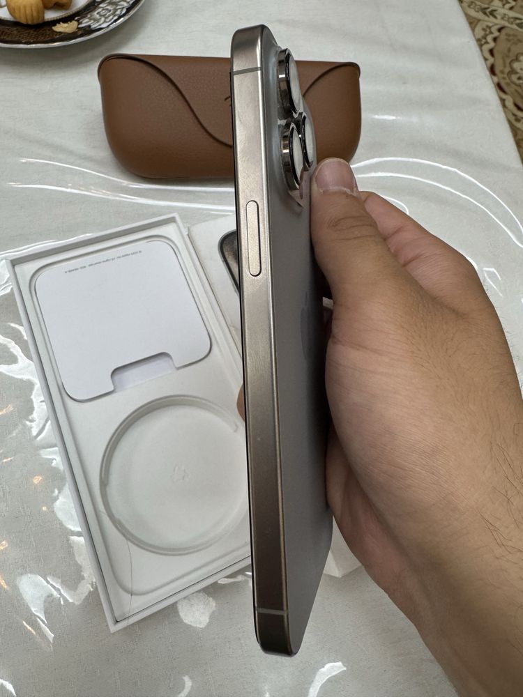 Iphone 15pro max 256gb