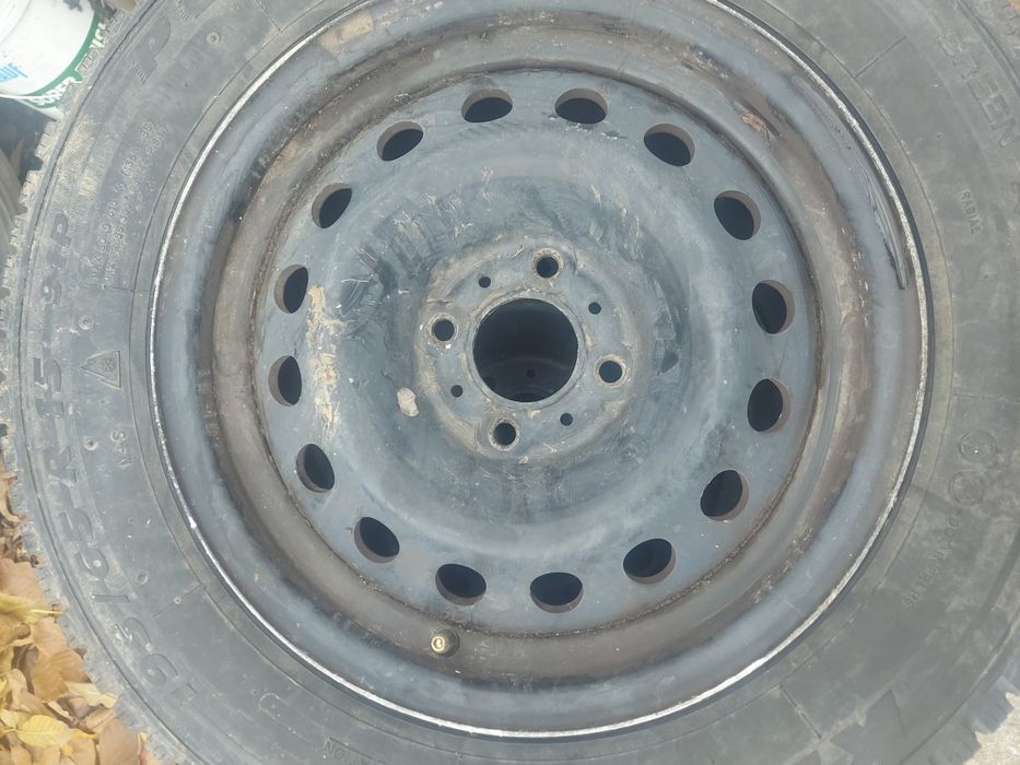 Зимни гуми 195/65/15