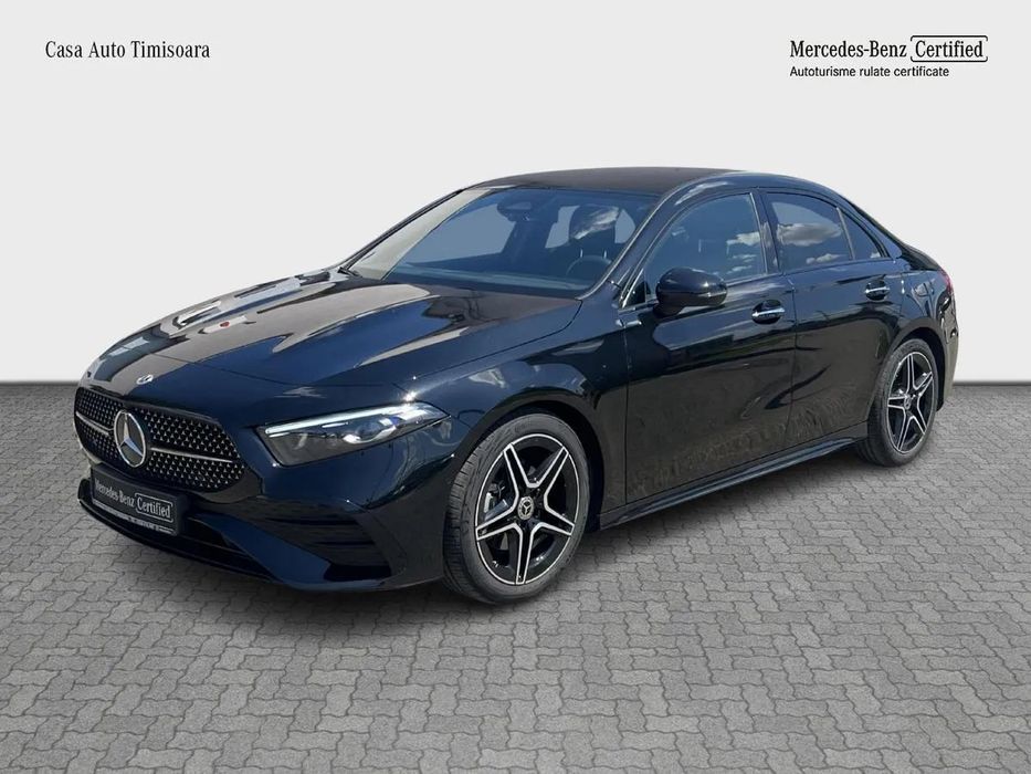 Mercedes-Benz A Multibeam LED / Parktronic / Linie AMG Premium