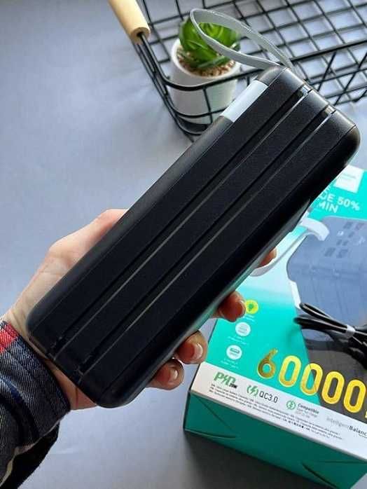 Baterie externa 60000mA powerbank profesionala cu afisaj , sigilata