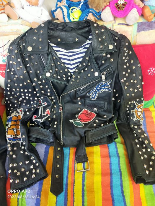 Продам супер мега крутую косуху натуральная кожа .