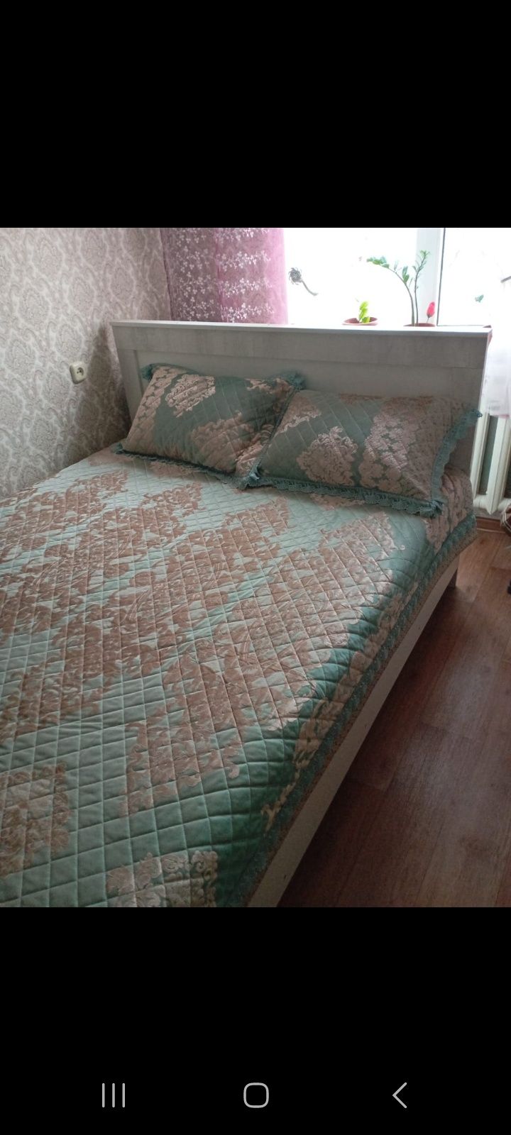 Кровать в отличном состоянии