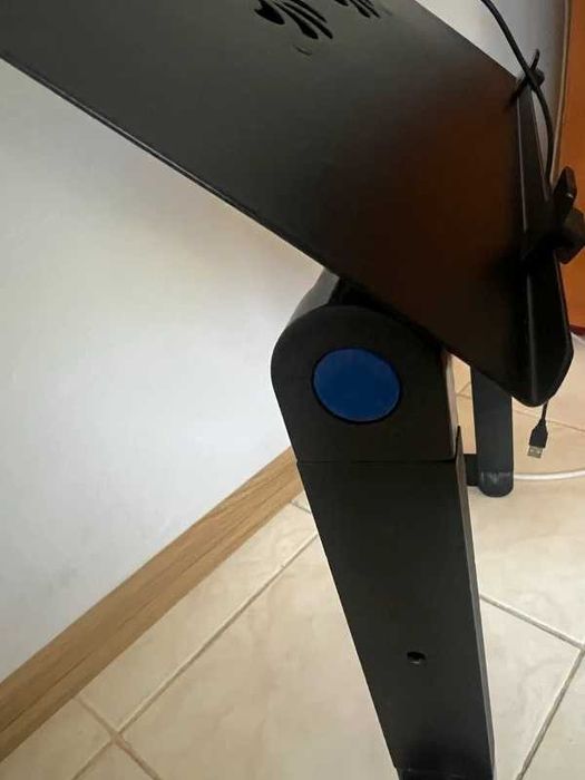 Măsuță laptop, cu ventilatoare si mouse pad