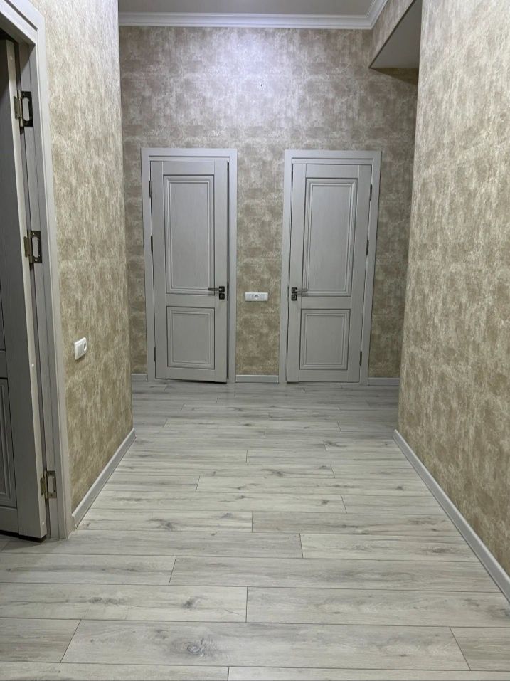 Сдаётся 2 вух комнатний квартира