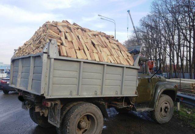Дрова колотые. Доставка. ЗИЛ.