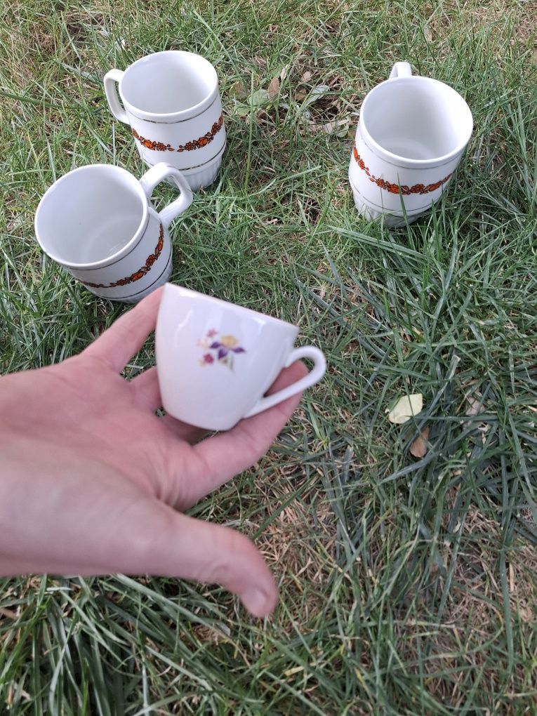 Стараи порцеланови чаши