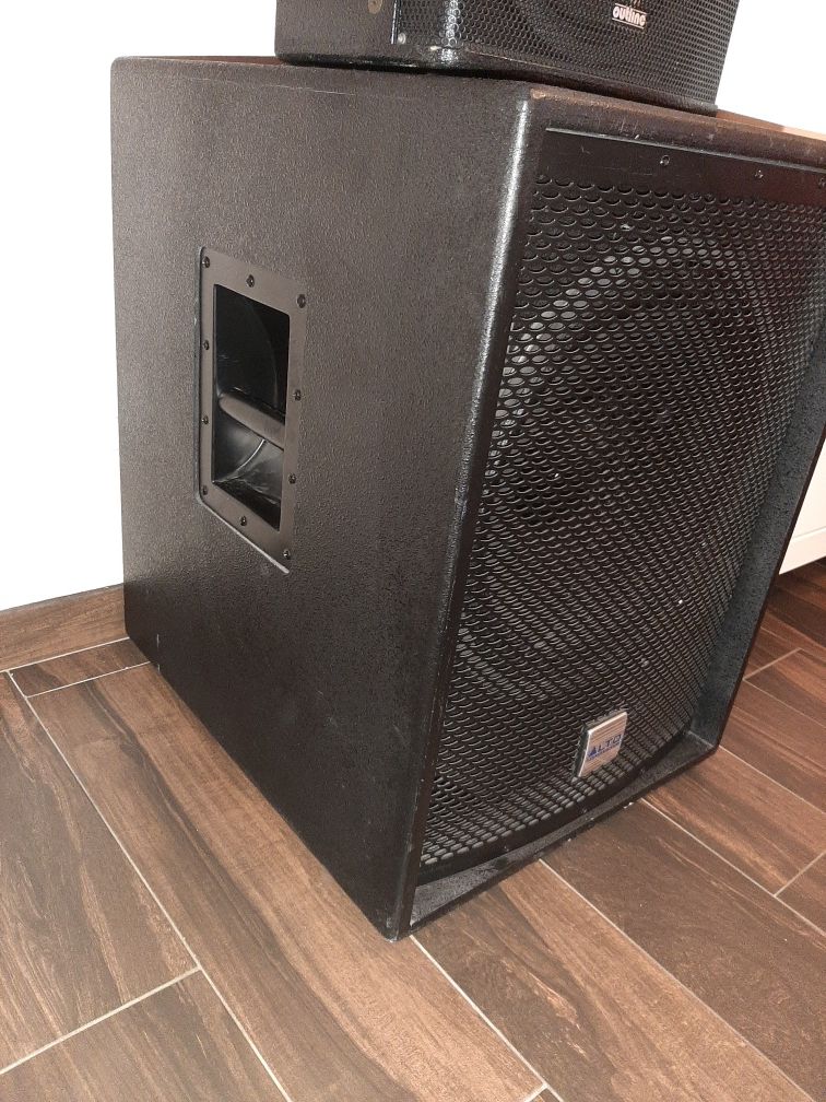 Subwoofer Alto Truesonic TS-SUB15 pasiv