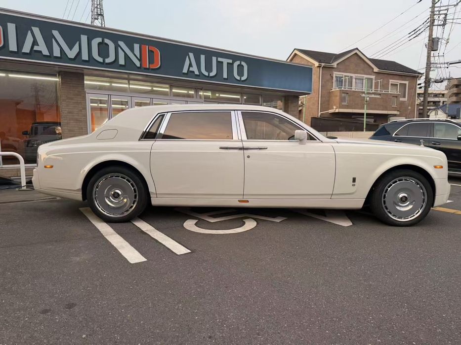 Rolls Royce Phantom Long Version