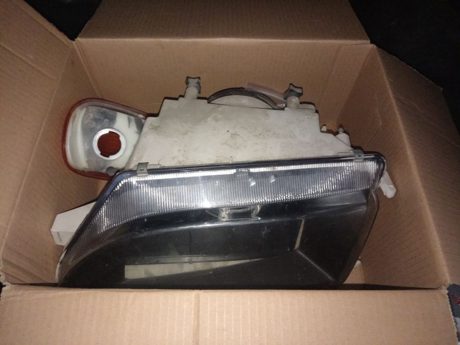 Продам фары на ваз 2114