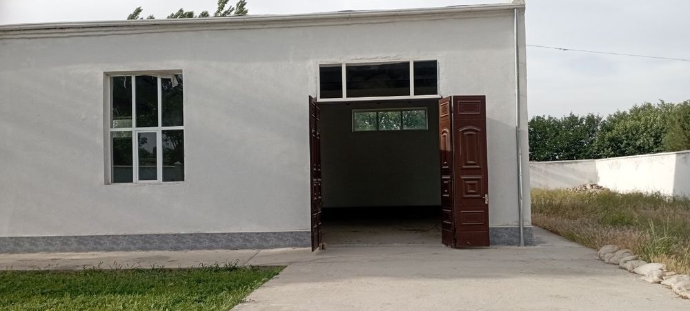 Naturar bino va yer bilan