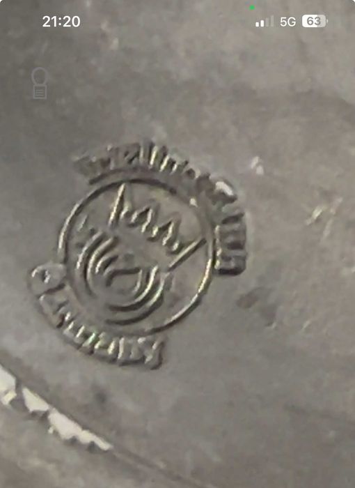 Красив свещник от калай за голяма свещ