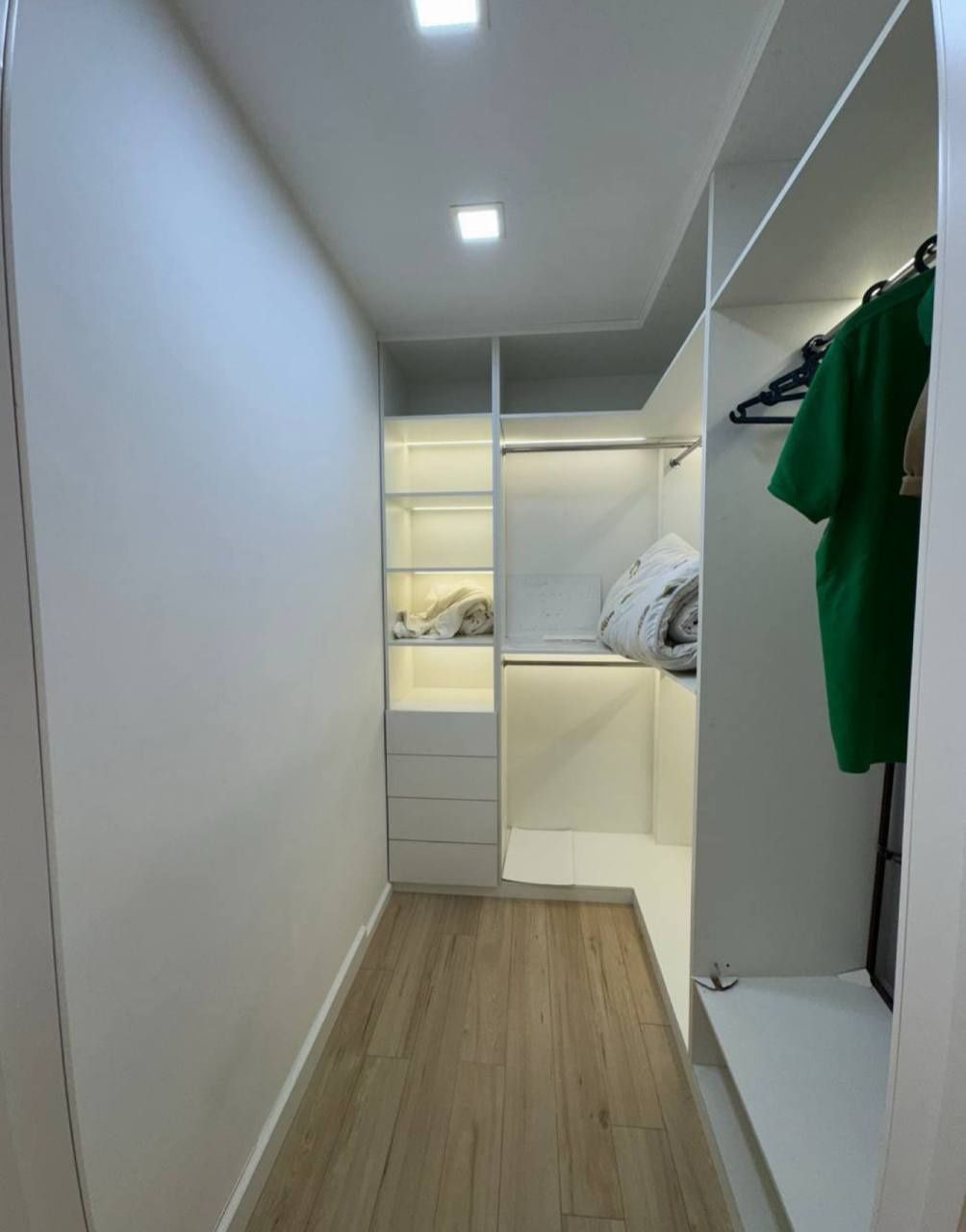 Продается 3х ком квартира, ЖК Мегажом, ор-р: Паркентская улица, 150 м²