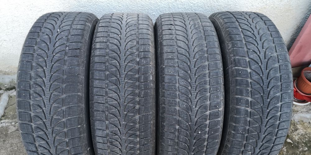Зимни гуми "BRIDGESTONE"  235 /60 /18
