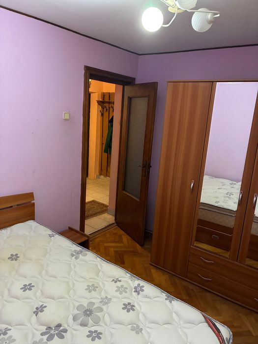 Inchiriez apartament 2 camere