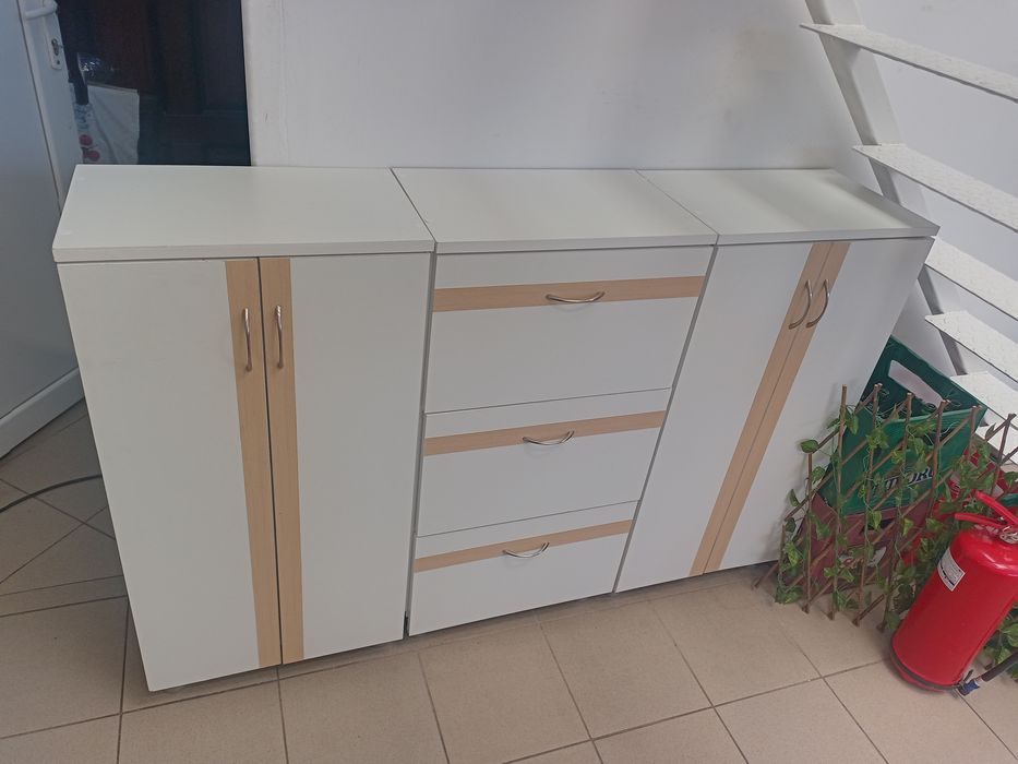 Mobilier 150/90/30 cm