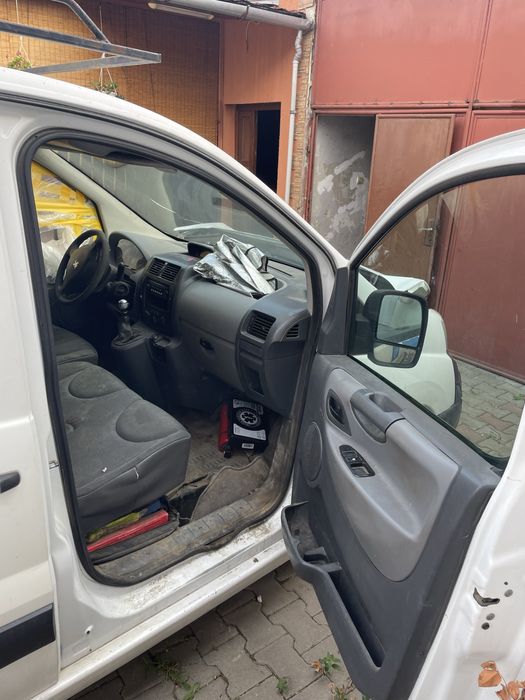 Vănd Peugeot expert 2.0 HDI
