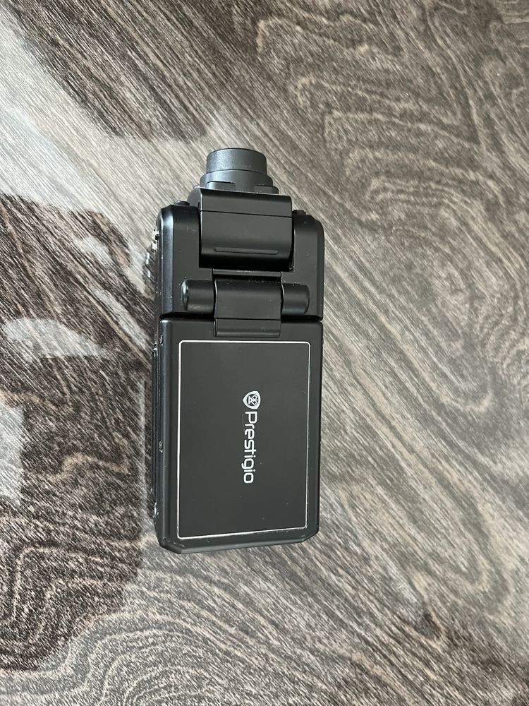 Видеорегистратор Prestigio