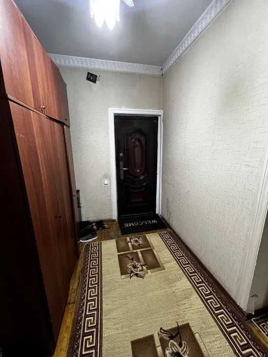 Продаётся уютная 2-комнатная квартира в Сергели Куйлюк массив 5. 2/1/5