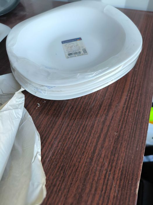 Luminarc Сервиз за хранене 27части  Black and White