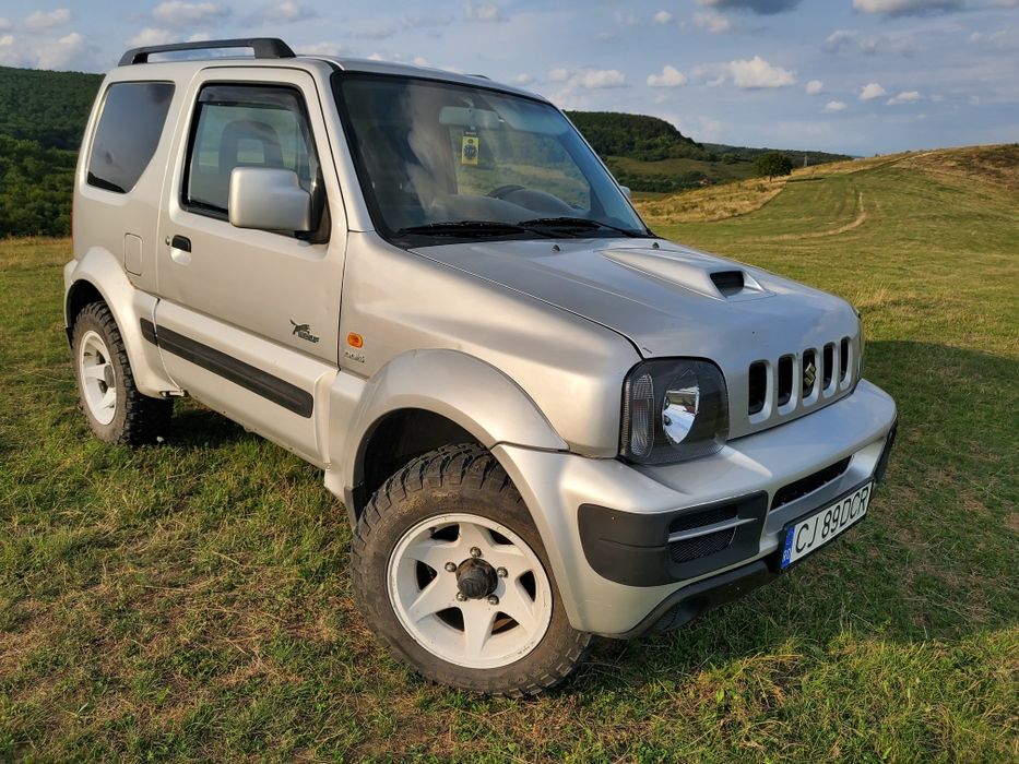 Vând Suzuki Jimny