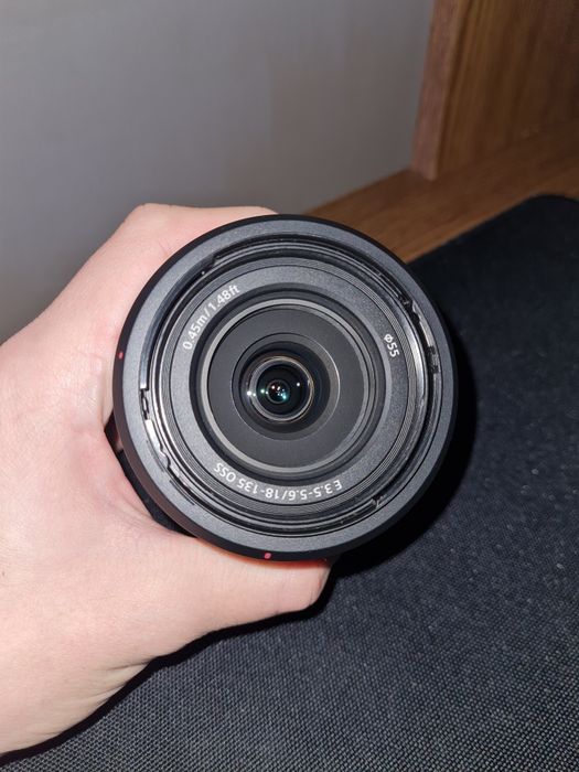 Obiectiv Sony E 18-135 F/3.5-5.6 OSS