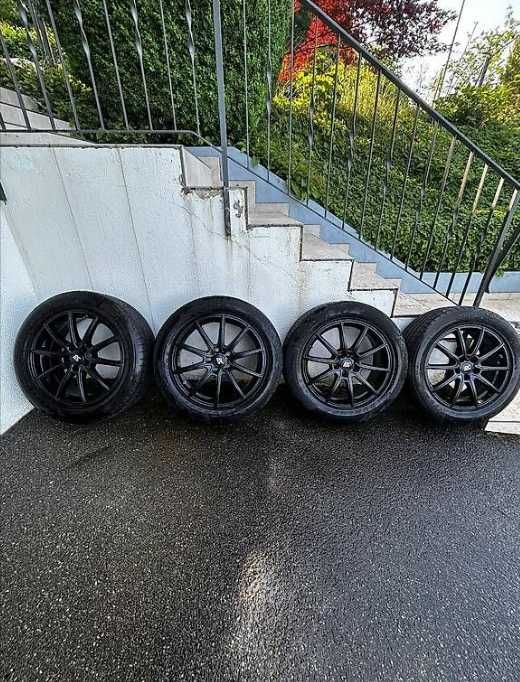 Продавам джанти RC Design RC32 с летни гуми (Dunlop)
