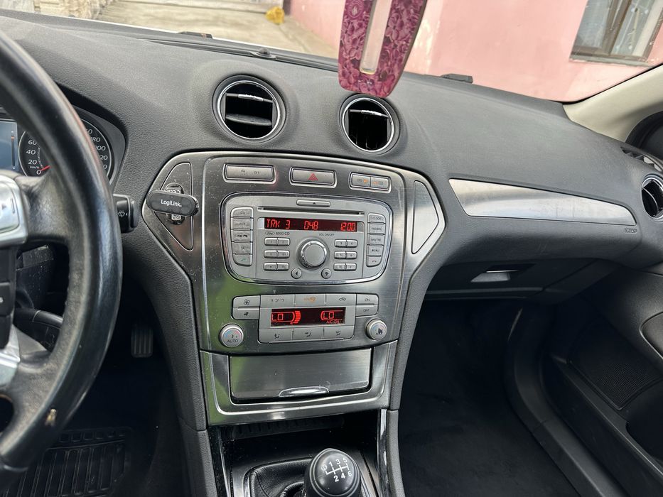 Ford mondeo 4 k preț 3500€