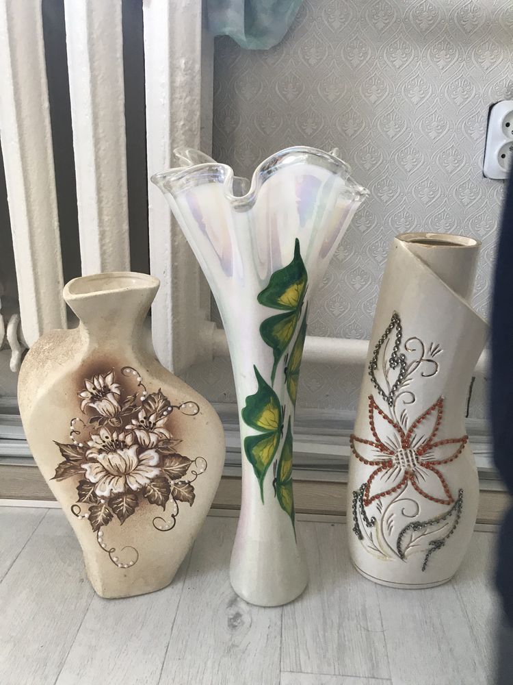 продам вазу для цветов