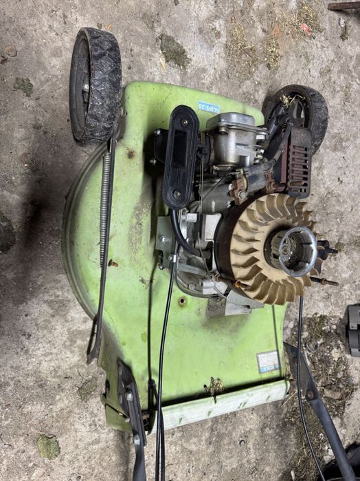 Газонокосилка, возможно отдельно двигатель 4 тактный