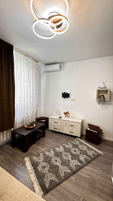 Inchiriez Garsoniera Militari Residence, Strada Soarelui