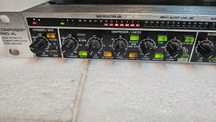Behringer MDX 2600
Compresor,PRO-XL