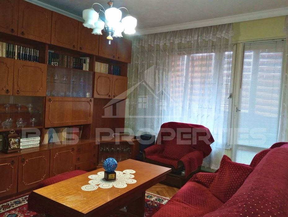 Продава се Тристаен апартамент в София, Надежда 1 - 84 кв.м за 1655 €/кв.м - Снимка #1