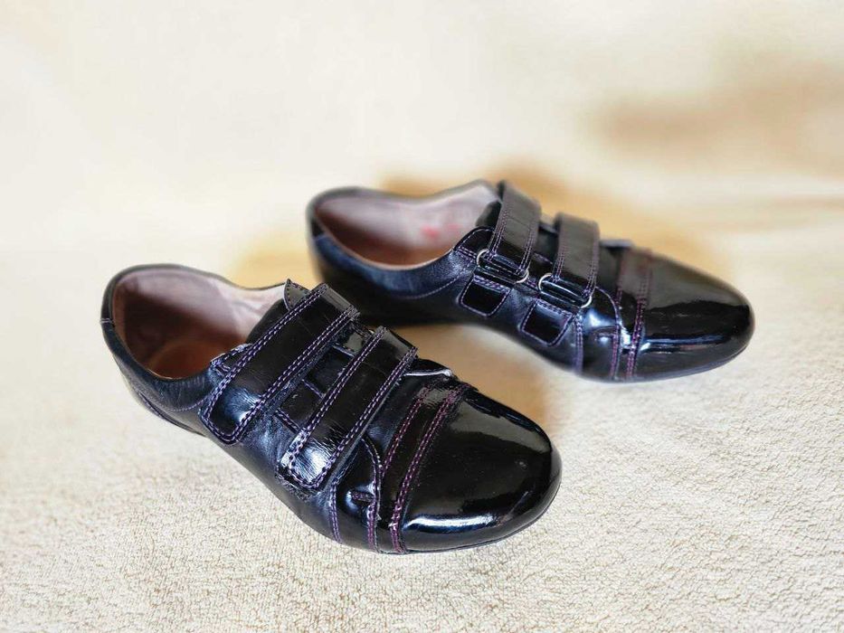 Туфли-кроссовки. Размер 35.