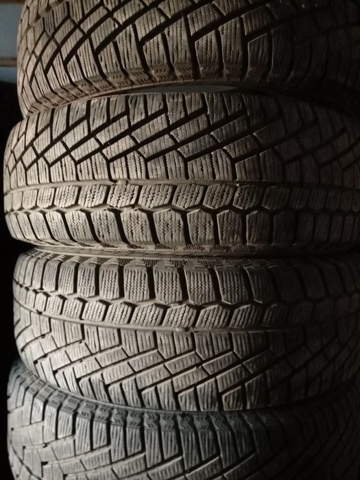 Шины комплект  на 185/65/15.зима