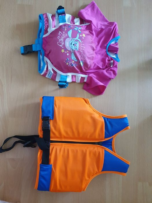 Vesta si costum pentru plutire. 3-6 ani. CA NOI.