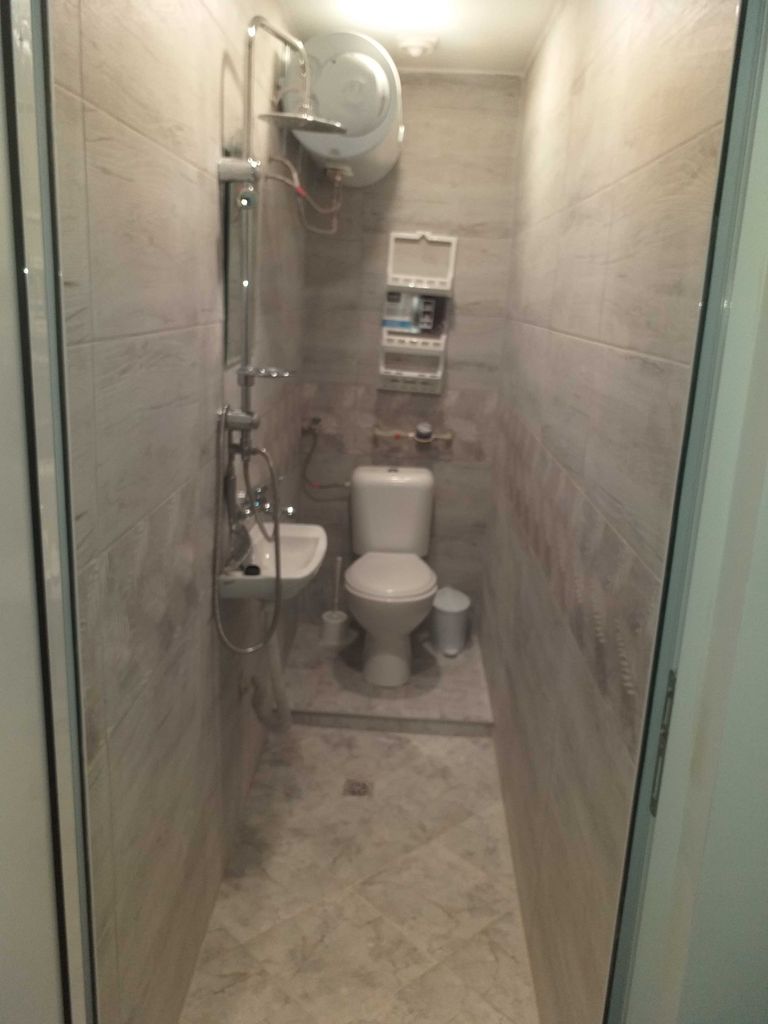Дава се под наем Тристаен апартамент в Пловдив, Център - 60 кв.м за 350 € - Снимка #1