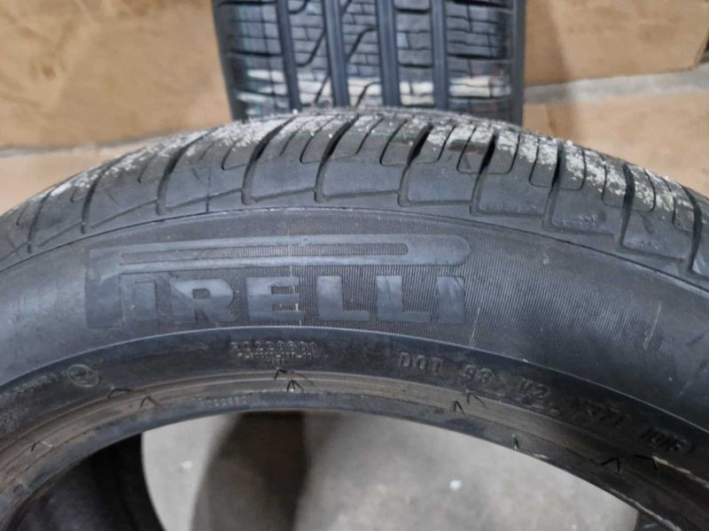 2 Pirelli R18 245/50 Nouă anvelope de vară DOT1016