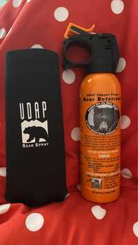 Spray autoaparare urs adus din SUA - Bear detterent spray+Husa Cadou